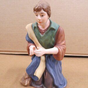 Kirkland Signature Nativity Porcelain Kneeling Shepherd Boy Replacement in 75177